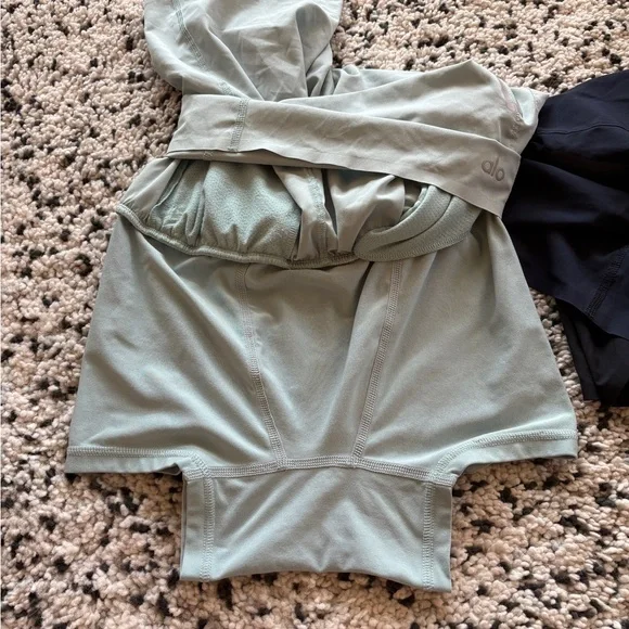 3 Men’s Alo Workout shorts (S) - Picture 8 of 8